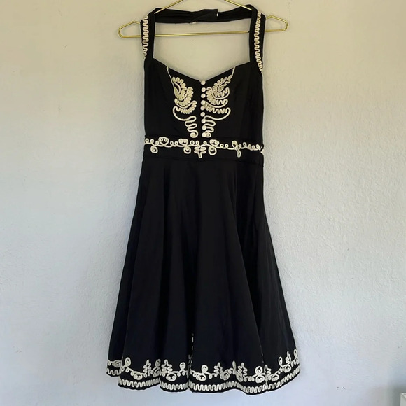 French Connection Black Ivory Linen Blend Embroidered Sweetheart Halter Dress 6 - Picture 1 of 9